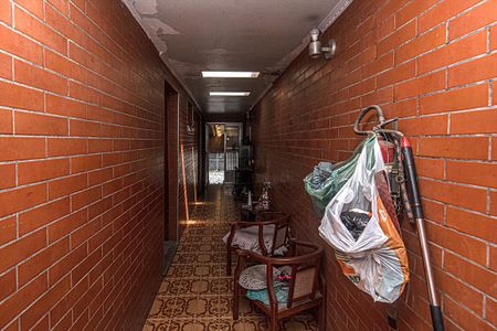 Casa à venda com 235m², 4 quartos e 4 vagasCorredor