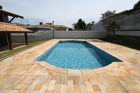 Casa de condomínio à venda com 604m², 4 quartos e 6 vagasPiscina