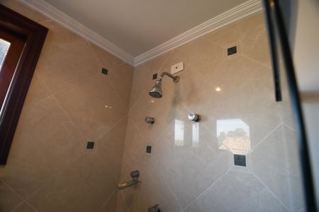 Casa de condomínio à venda com 604m², 4 quartos e 6 vagasBanheiro da Suíte 3