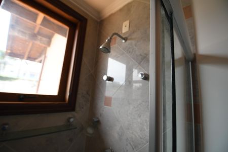 Casa de condomínio à venda com 604m², 4 quartos e 6 vagasBanheiro da Suíte 2