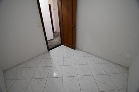 Casa de condomínio à venda com 604m², 4 quartos e 6 vagasQuarto de Serviço