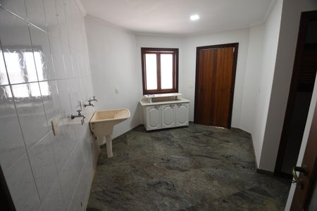 Casa de condomínio à venda com 604m², 4 quartos e 6 vagasÁrea de Serviço