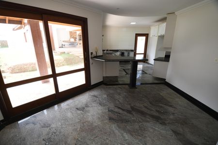 Casa de condomínio à venda com 604m², 4 quartos e 6 vagasCozinha