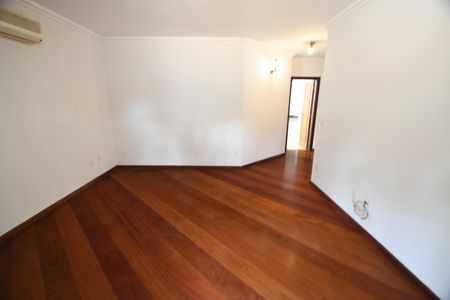 Casa de condomínio à venda com 604m², 4 quartos e 6 vagasSuíte 4