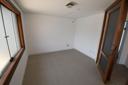 Casa de condomínio à venda com 604m², 4 quartos e 6 vagasAtelier