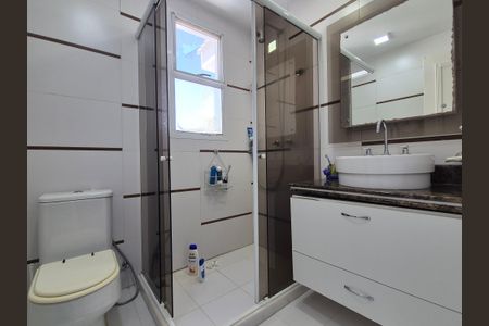 Casa de condomínio à venda com 408m², 5 quartos e 2 vagas Casa de condomínio à venda com 408m², 5 quartos e 2 vagasBanheiro da Suíte 3