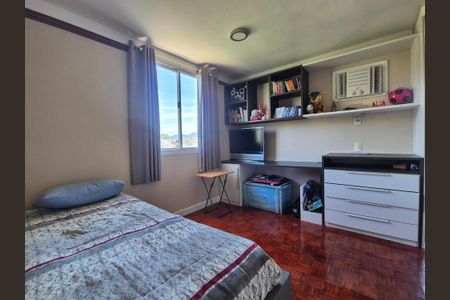 Casa de condomínio à venda com 408m², 5 quartos e 2 vagas Casa de condomínio à venda com 408m², 5 quartos e 2 vagasSuíte 2