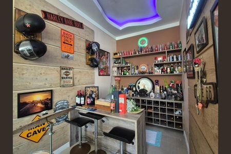 Casa de condomínio à venda com 408m², 5 quartos e 2 vagas Casa de condomínio à venda com 408m², 5 quartos e 2 vagasSala