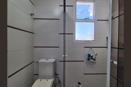 Casa de condomínio à venda com 408m², 5 quartos e 2 vagas Casa de condomínio à venda com 408m², 5 quartos e 2 vagasBanheiro da Suíte 3