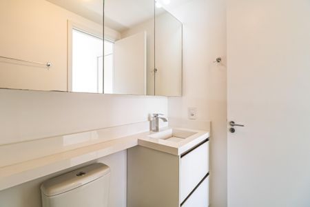 Apartamento para alugar com 59m², 2 quartos e 1 vaga Apartamento para alugar com 59m², 2 quartos e 1 vagaSuite - Banheiro