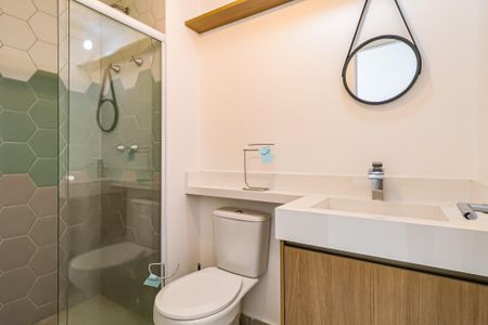 Apartamento para alugar com 59m², 2 quartos e 1 vaga Apartamento para alugar com 59m², 2 quartos e 1 vagaBanheiro social