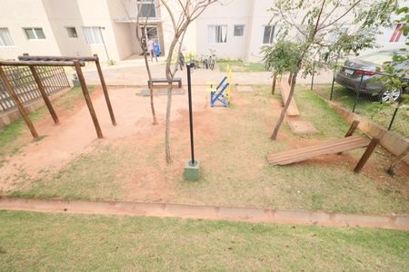 Apartamento à venda com 41m², 2 quartos e sem vagaÁrea comum - Playground