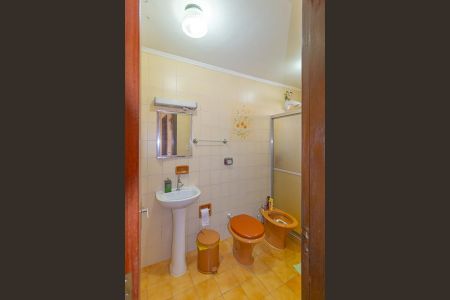 Casa à venda com 202m², 2 quartos e 4 vagas Casa à venda com 202m², 2 quartos e 4 vagasBanheiro Social