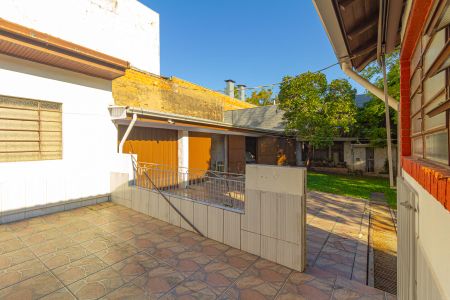 Casa à venda com 202m², 2 quartos e 4 vagas Casa à venda com 202m², 2 quartos e 4 vagasVista da Cozinha