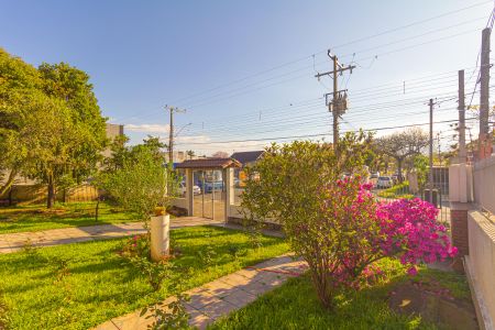 Casa à venda com 202m², 2 quartos e 4 vagas Casa à venda com 202m², 2 quartos e 4 vagasJardim