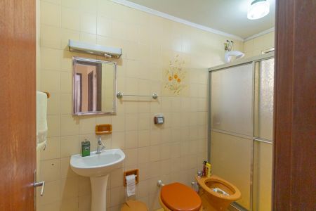 Casa à venda com 202m², 2 quartos e 4 vagas Casa à venda com 202m², 2 quartos e 4 vagasBanheiro Social