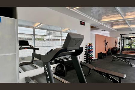 Apartamento à venda com 78m², 2 quartos e 1 vaga Apartamento à venda com 78m², 2 quartos e 1 vagaAcademia