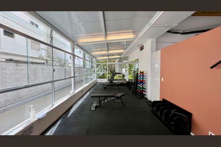 Apartamento à venda com 78m², 2 quartos e 1 vaga Apartamento à venda com 78m², 2 quartos e 1 vagaAcademia