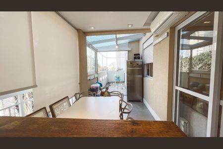 Apartamento à venda com 85m², 3 quartos e 2 vagas Apartamento à venda com 85m², 3 quartos e 2 vagasVaranda gourmet
