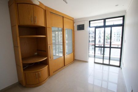 Apartamento para alugar com 360m², 5 quartos e 2 vagasQuarto 2
