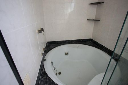 Apartamento para alugar com 360m², 5 quartos e 2 vagasBanheiro da Suíte 3