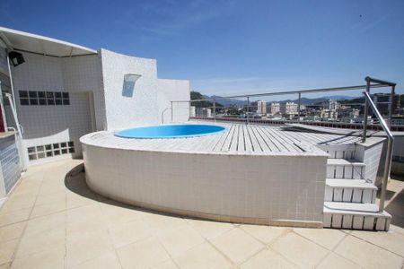 Apartamento para alugar com 360m², 5 quartos e 2 vagasCobertura