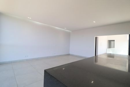 Sala de casa de condomínio para alugar com 3 quartos, 182m² em Granja Marileusa, Uberlândia