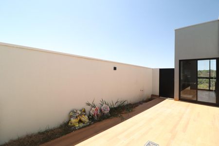 Sacada de casa de condomínio para alugar com 3 quartos, 182m² em Granja Marileusa, Uberlândia