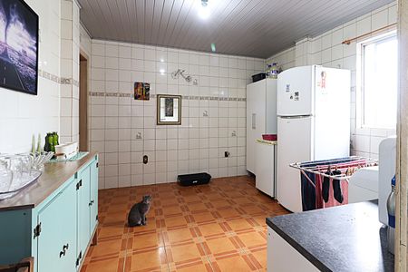 Sala 2 de casa à venda com 2 quartos, 300m² em Santa Rosa de Lima, Porto Alegre