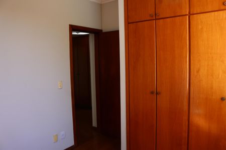 Apartamento para alugar com 120m², 3 quartos e 2 vagasQuarto 3
