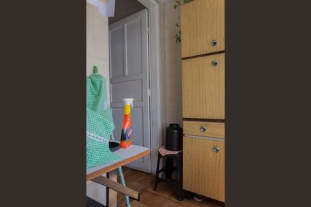 Casa à venda com 150m², 2 quartos e 10 vagas Casa à venda com 150m², 2 quartos e 10 vagasÁrea de Serviço