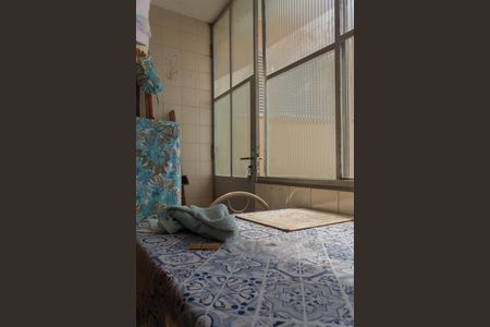 Casa à venda com 150m², 2 quartos e 10 vagas Casa à venda com 150m², 2 quartos e 10 vagasÁrea de Serviço