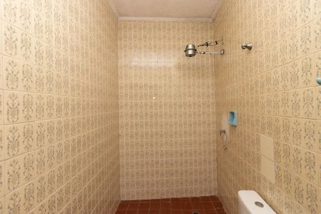 Casa à venda com 175m², 3 quartos e 4 vagas Casa à venda com 175m², 3 quartos e 4 vagasBanheiro da Edícula
