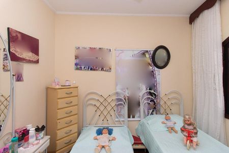 Casa à venda com 175m², 3 quartos e 4 vagas Casa à venda com 175m², 3 quartos e 4 vagasQuarto 2