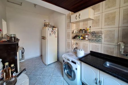 Apartamento à venda com 65m², 2 quartos e sem vaga Apartamento à venda com 65m², 2 quartos e sem vagaCozinha