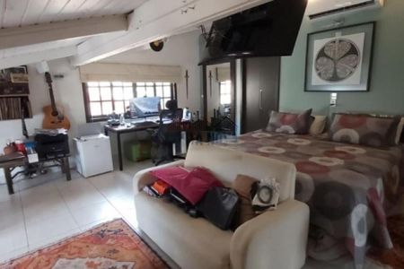 Casa à venda com 373m², 4 quartos e 6 vagas