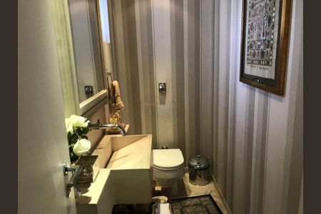 Apartamento à venda com 3 quartos, 300m² em Santa Cecilia, São Paulo