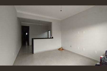 Casa à venda com 82m², 2 quartos e 2 vagas Casa à venda com 82m², 2 quartos e 2 vagasFoto 03