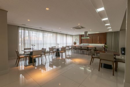 Apartamento à venda com 171m², 4 quartos e 4 vagasÁrea comum - Salão de festas