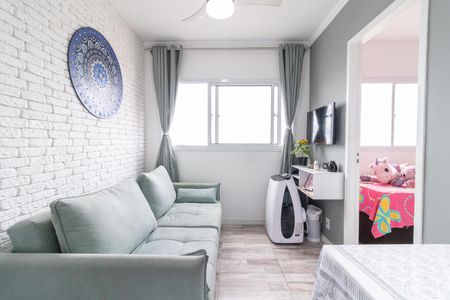 Sala de casa para alugar com 2 quartos, 33m² em Vila Pierina, São Paulo