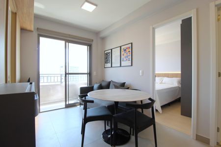 Sala de apartamento para alugar com 2 quartos, 40m² em Vila Nova Conceição, São Paulo