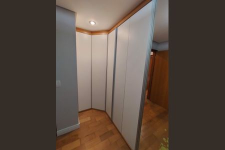 Apartamento à venda com 3 quartos, 93m² em Vila Bastos, Santo André