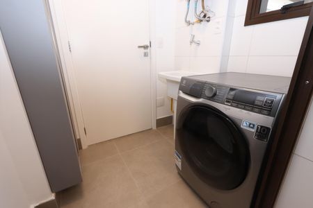 Apartamento para alugar com 77m², 2 quartos e 2 vagasÁrea de Serviço