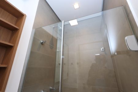 Apartamento para alugar com 77m², 2 quartos e 2 vagasBanheiro Social