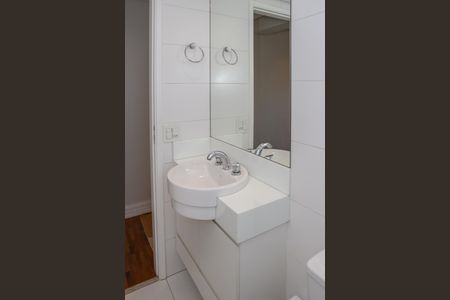 Apartamento à venda com 136m², 3 quartos e 3 vagas Apartamento à venda com 136m², 3 quartos e 3 vagasBanheiro Social