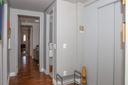 Apartamento à venda com 136m², 3 quartos e 3 vagas Apartamento à venda com 136m², 3 quartos e 3 vagasSala