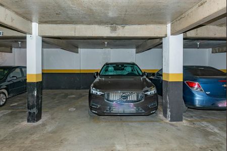 Apartamento à venda com 101m², 3 quartos e 1 vaga Apartamento à venda com 101m², 3 quartos e 1 vagaGaragem