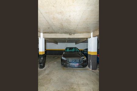 Apartamento à venda com 101m², 3 quartos e 1 vaga Apartamento à venda com 101m², 3 quartos e 1 vagaGaragem