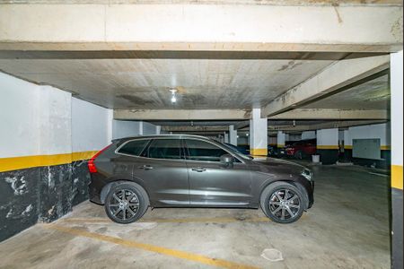 Apartamento à venda com 101m², 3 quartos e 1 vaga Apartamento à venda com 101m², 3 quartos e 1 vagaGaragem