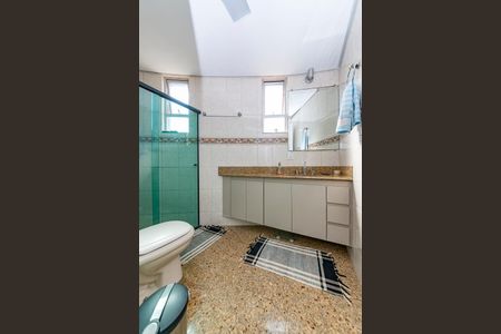 Apartamento à venda com 101m², 3 quartos e 1 vaga Apartamento à venda com 101m², 3 quartos e 1 vagaBanheiro Social